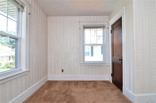 21 Ellington Road Quincy, MA 02170 - Photo 8 of 13 Gallery Image 8