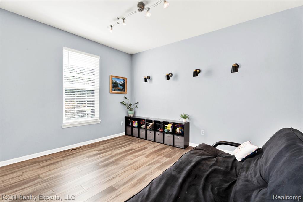 3753 Everett Drive Rochester, MI 48307 - Photo 13 of 82