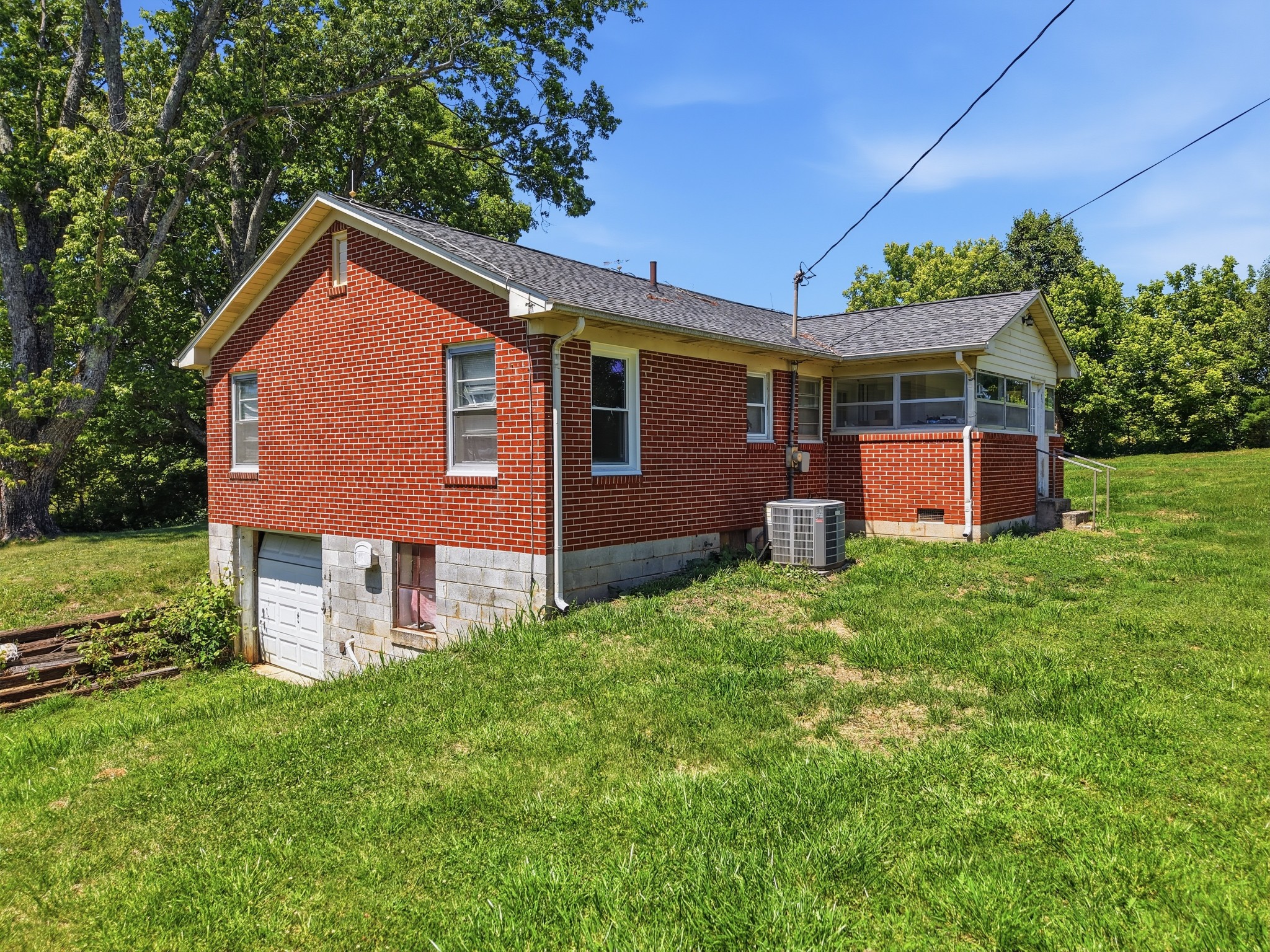 2985 Plum Creek Road Sparta, TN 38583 - Photo 9 of 11