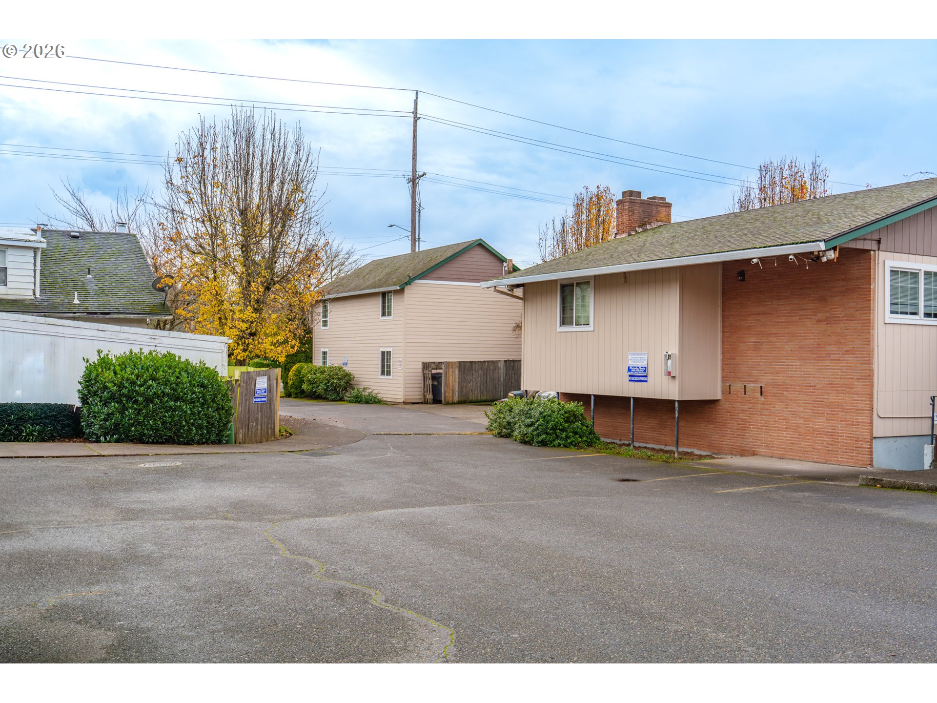 14937 Southeast Stark Street Portland, OR 97233 - Photo 9 of 16