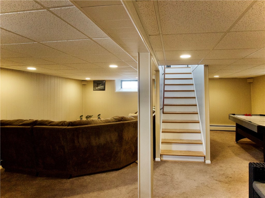 4 Quarry Road Warwick, RI 02889 - Photo 10 of 14 Gallery Image 10