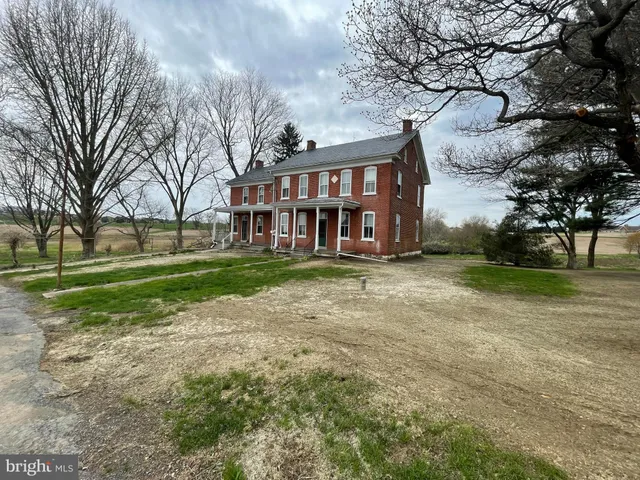 $1,995 | 633 Fieldcrest Drive, Willow Street, PA 17602