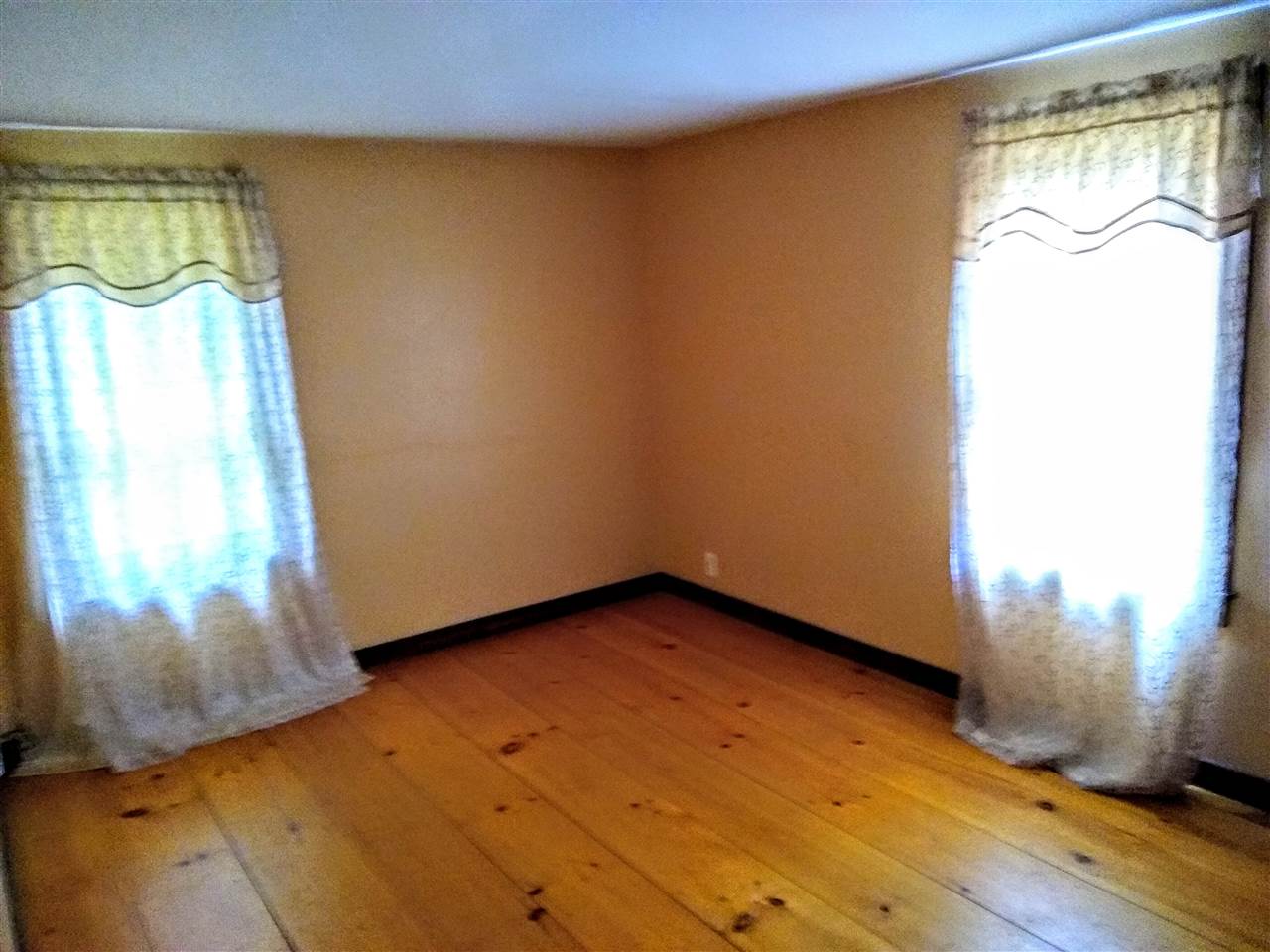 190 Sand Pond Road Marlow, NH 03456 - Photo 11 of 23 Gallery Image 11