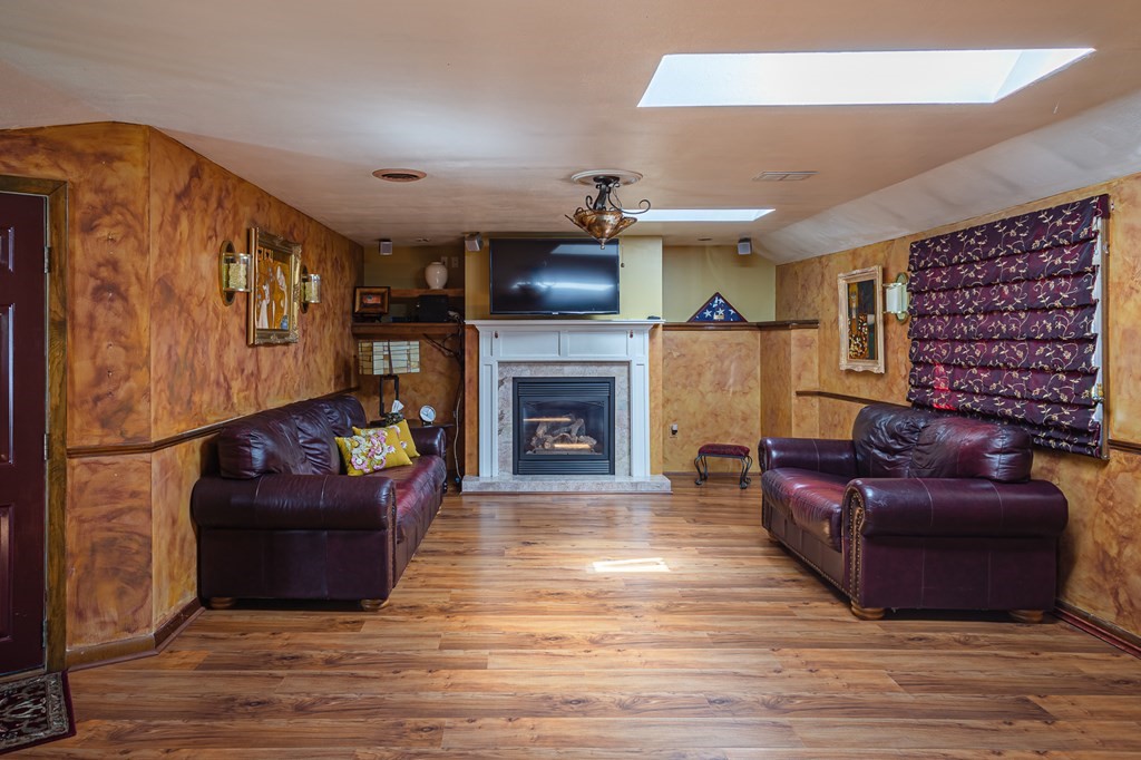 27 Spring Street Holbrook, MA 02343 - Photo 13 of 30 Gallery Image 13