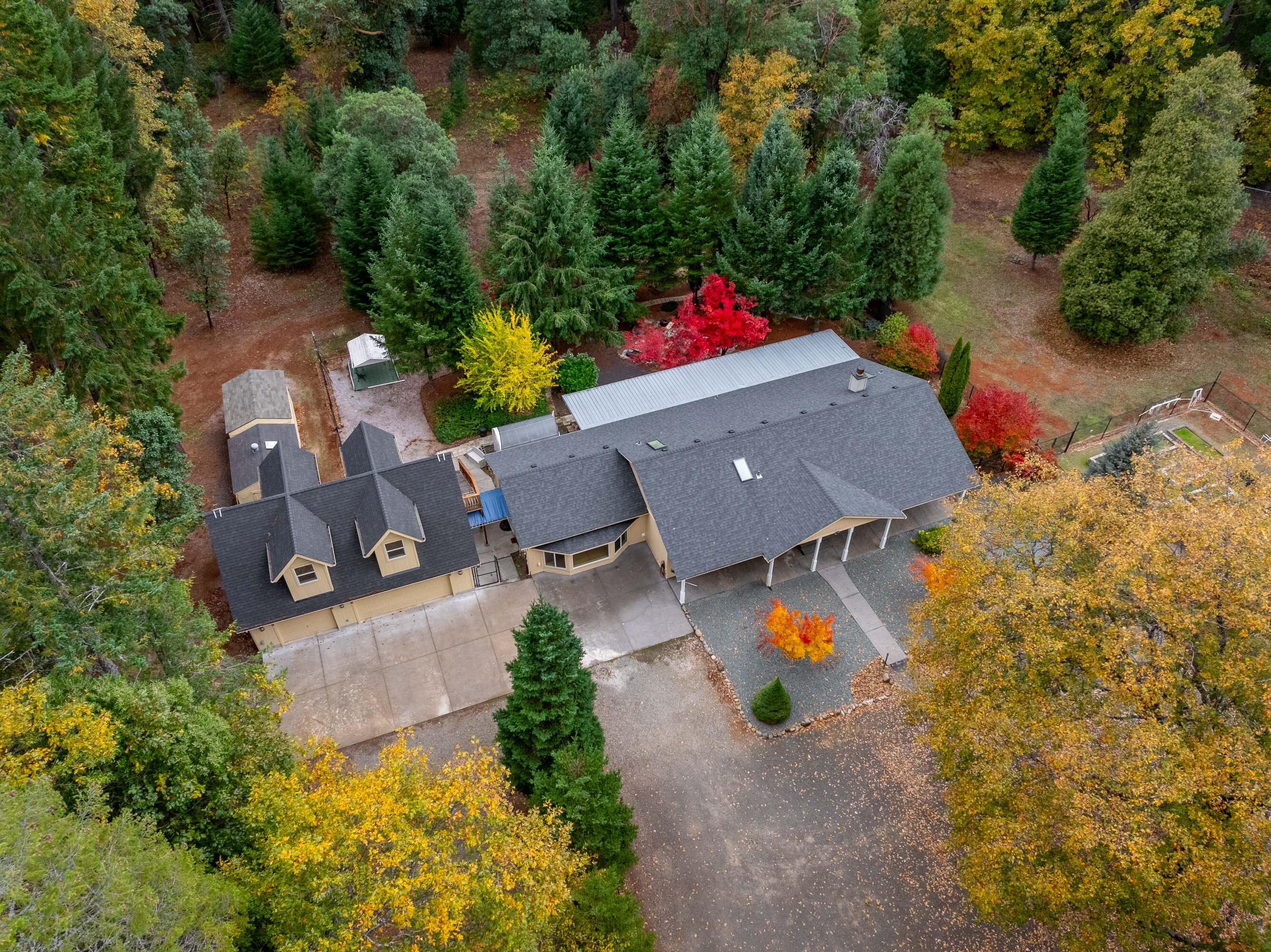 335 Cornett Lane Cave Junction, OR 97523 - Photo 46 of 55 DRONE (7 of 8)