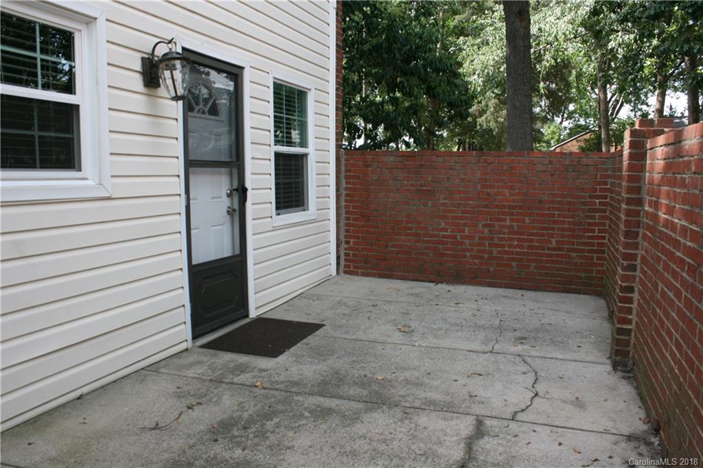 10943 Park Road Charlotte, NC 28226 - Photo 30 of 31 a view of door