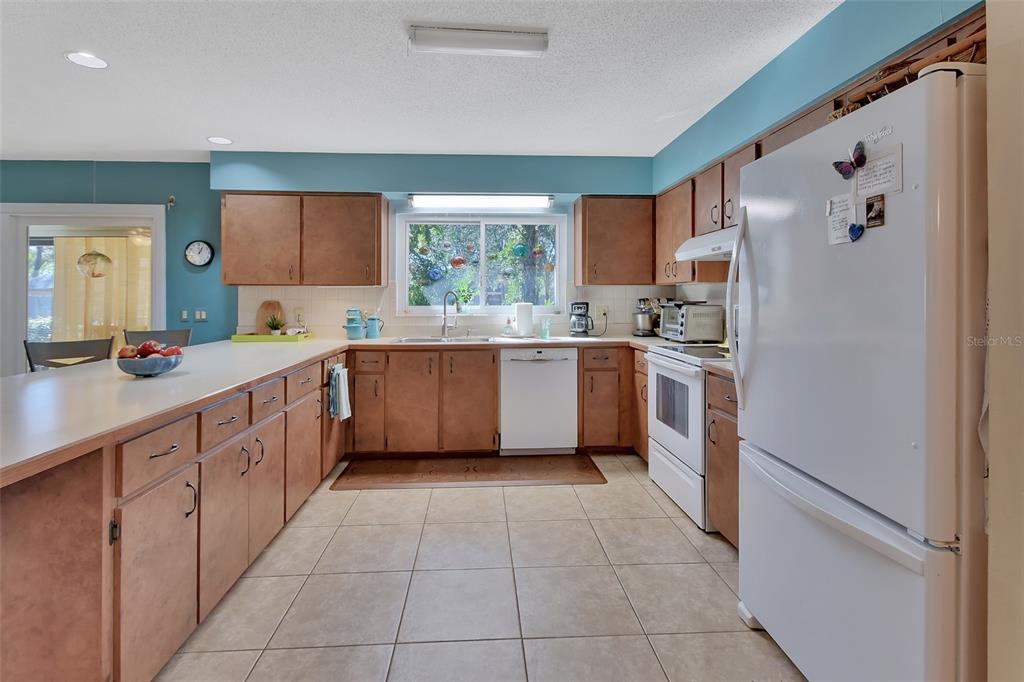 890 Lancaster Road DeLand, FL 32720 - Photo 10 of 38