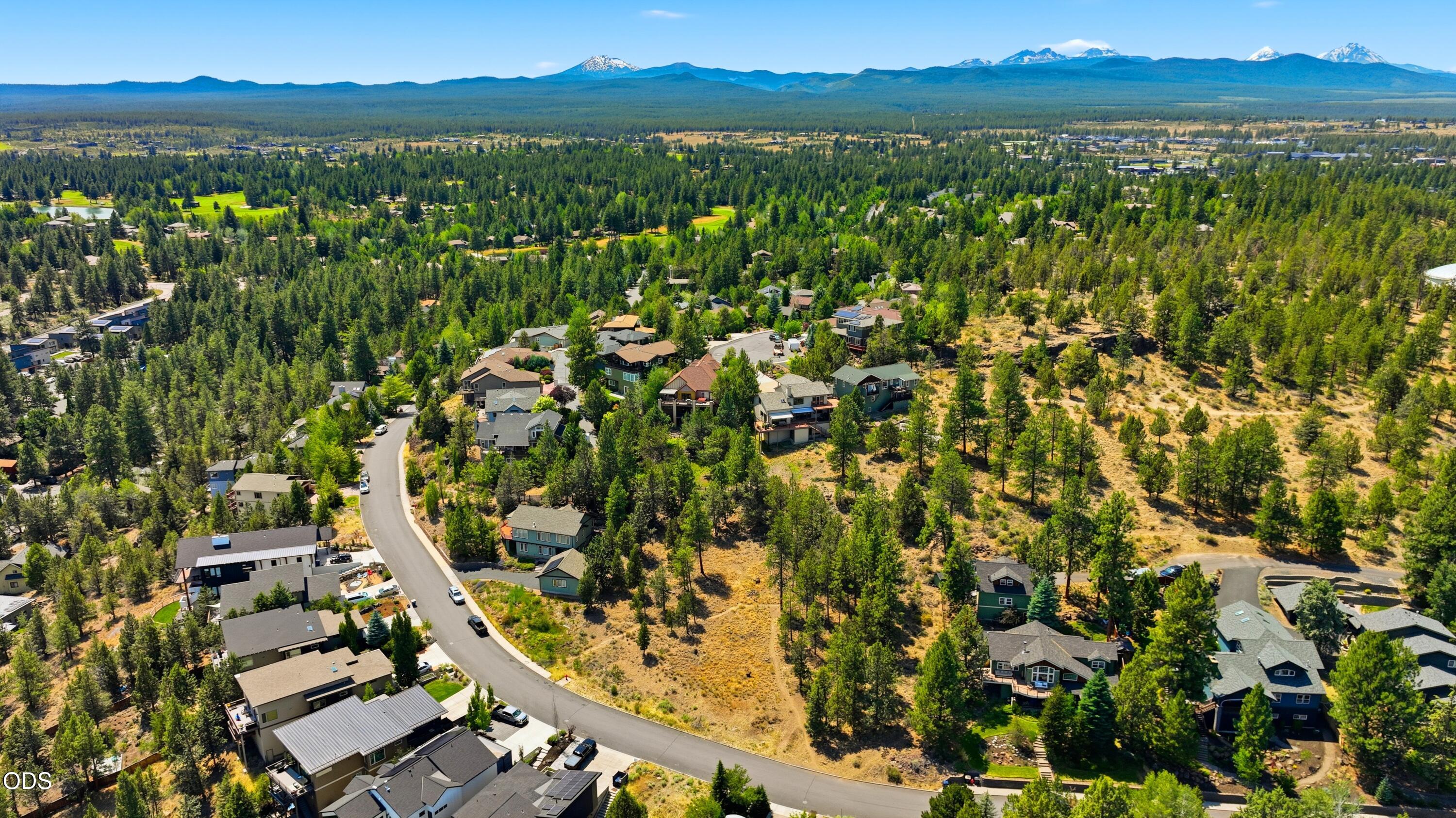 1738 Southwest Troon Avenue Bend, OR 97702 - Photo 20 of 38
