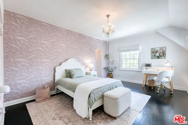 $4,695,000 | 10736 Le Conte Avenue, Los Angeles, CA 90024