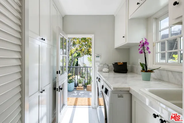 $4,695,000 | 10736 Le Conte Avenue, Los Angeles, CA 90024