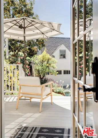 $4,695,000 | 10736 Le Conte Avenue, Los Angeles, CA 90024