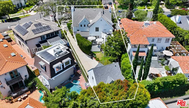 $4,695,000 | 10736 Le Conte Avenue, Los Angeles, CA 90024