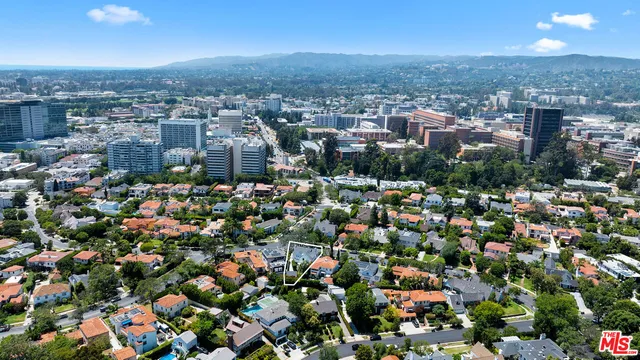 $4,695,000 | 10736 Le Conte Avenue, Los Angeles, CA 90024