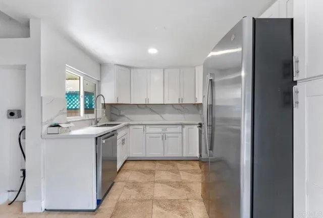 $4,300 | 8717 Navajo Road, Unit 1, San Diego, CA 92119