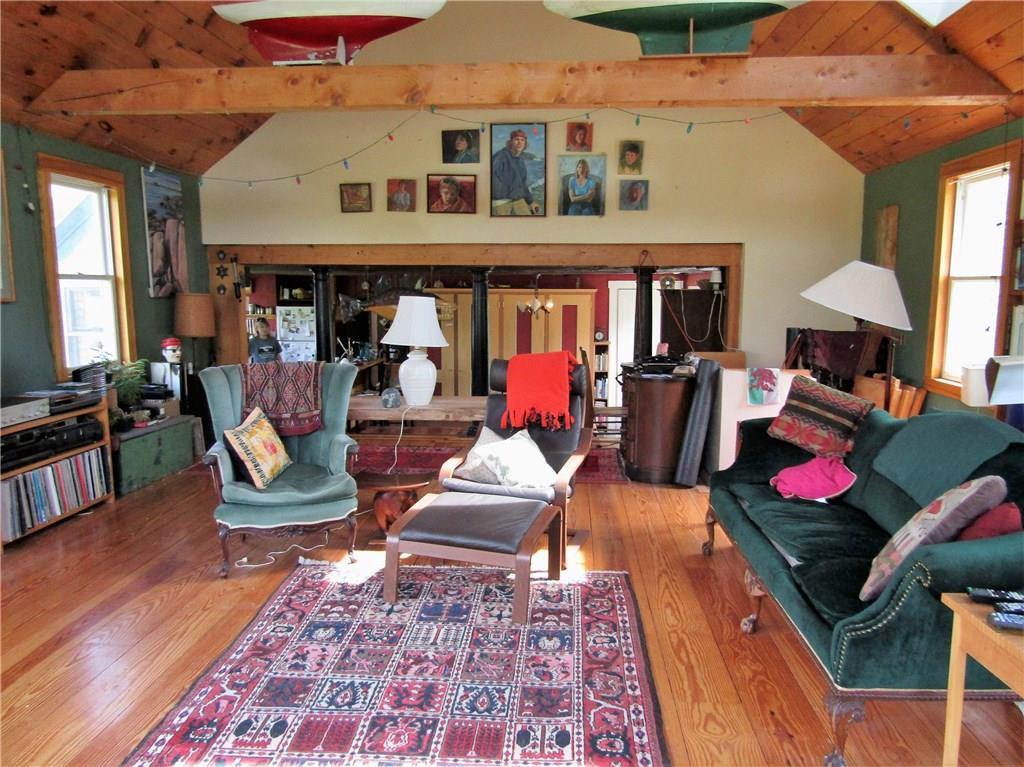 16 Warr Road Stonington, ME 04681 - Photo 20 of 33 Main House Living Room Addition