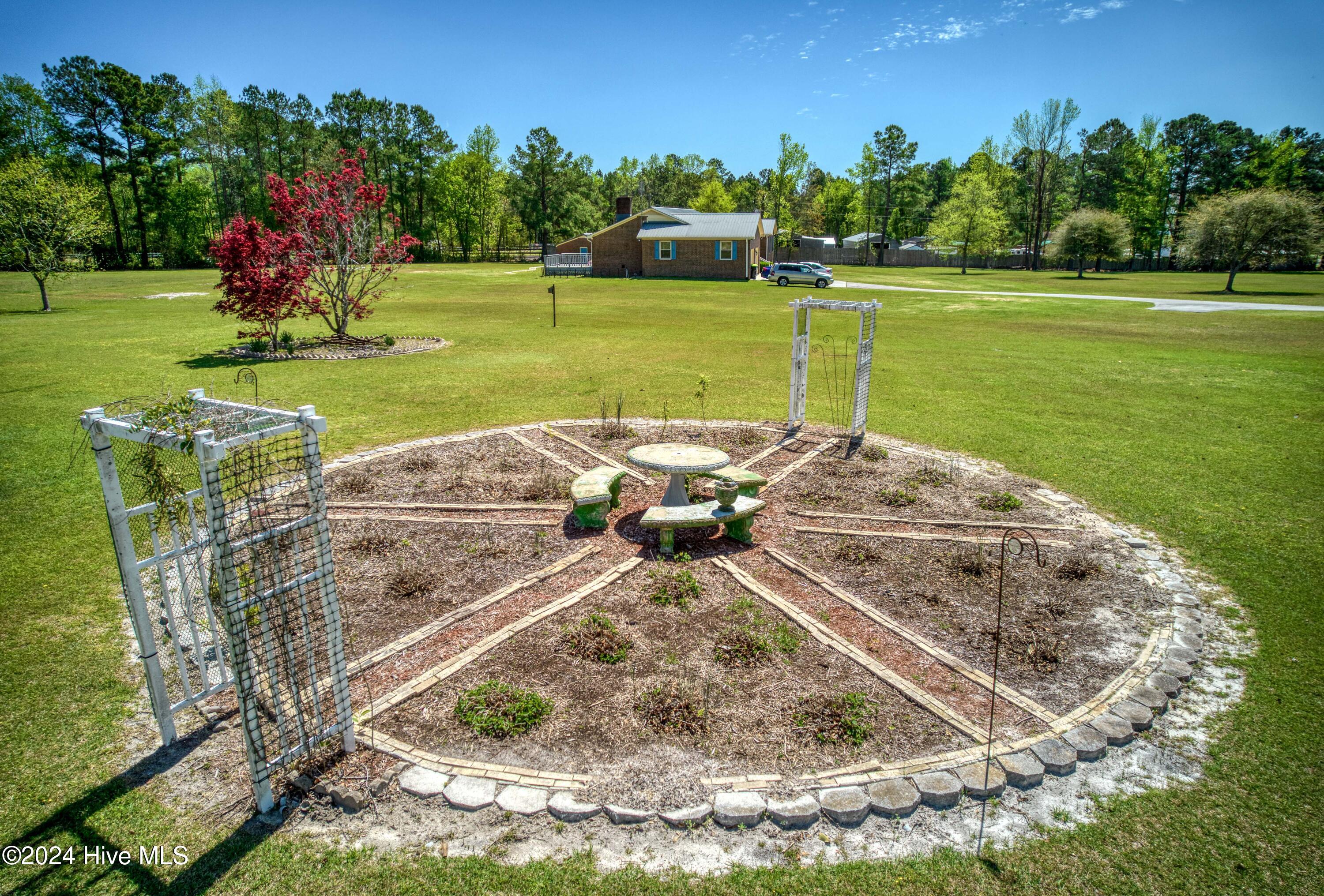 627 Fire Tower Road Richlands, NC 28574 - Photo 32 of 43 Addtl gardening area