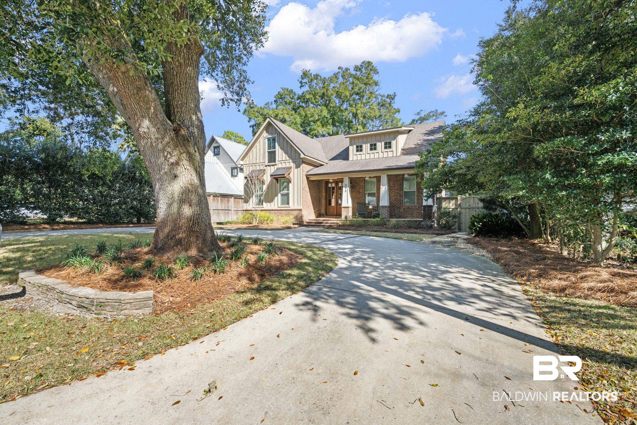 413 Azalea Street Fairhope, AL 36532 - Photo 2 of 46