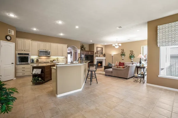 $570,000 | 6615 Haughton Drive, Spring, TX 77389