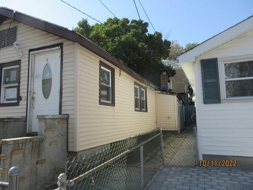 61 Edgewater Park, Unit B Bronx, NY 10465 - Photo 2 of 15