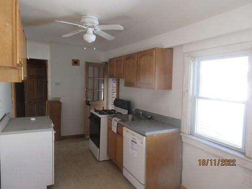 61 Edgewater Park, Unit B Bronx, NY 10465 - Photo 9 of 15