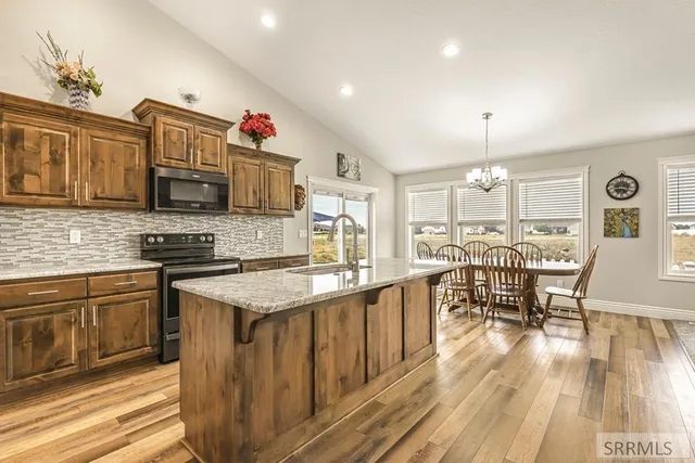 $690,000 | 819 Lucy Lane, Pocatello, ID 83202