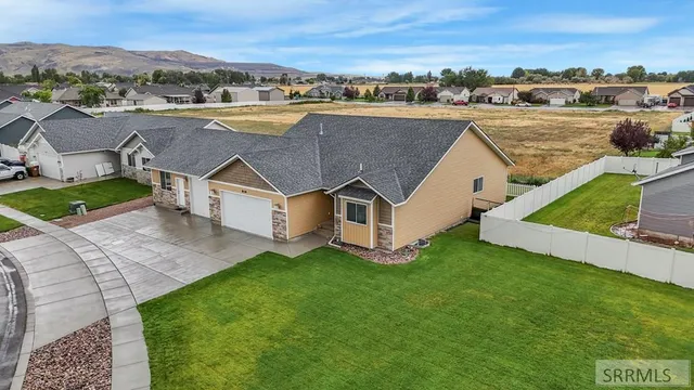 $690,000 | 819 Lucy Lane, Pocatello, ID 83202