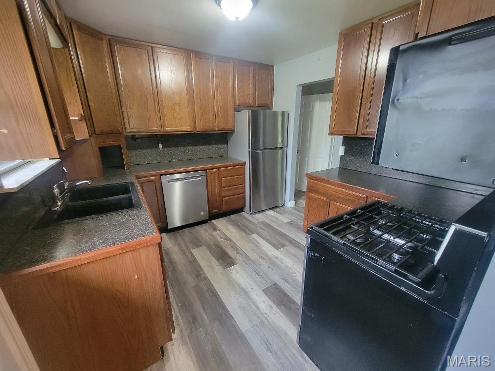 6128 Fee Fee Road Hazelwood, MO 63042 - Photo 5 of 22
