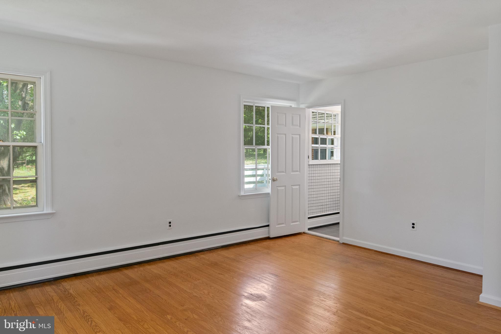 97 Lamp Post Road Doylestown, PA 18901 - Photo 14 of 30 First Floor Master