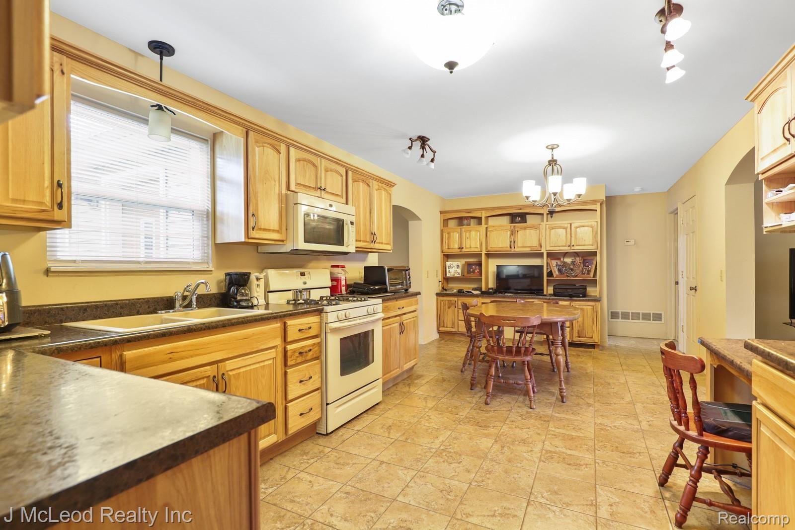 7593 Irish Road Millington, MI 48746 - Photo 16 of 57 7593 Irish Rd. Millington-16