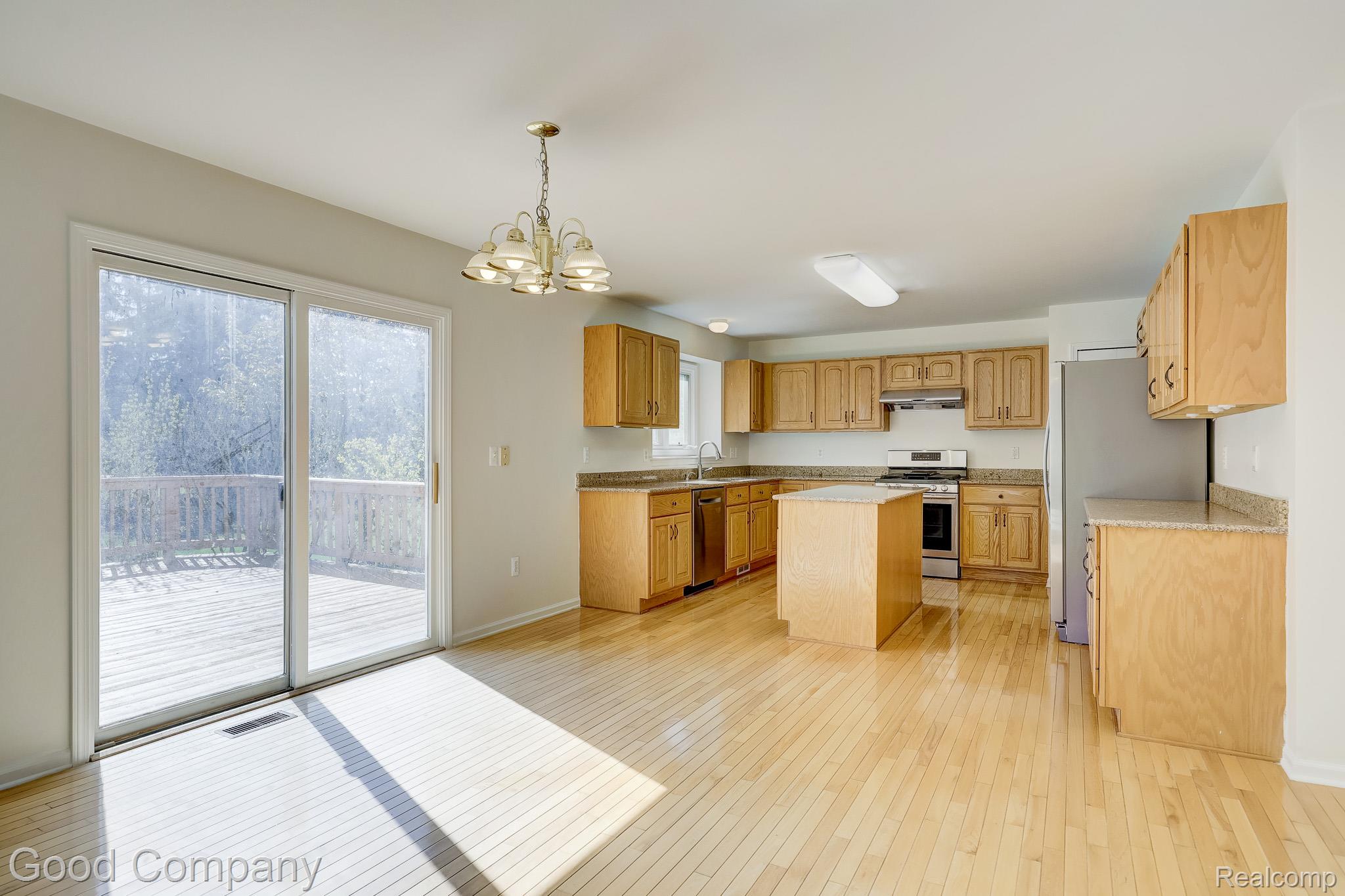 3526 Inverness Drive Rochester, MI 48306 - Photo 24 of 82 3526 Inverness Dr.-16.jpg