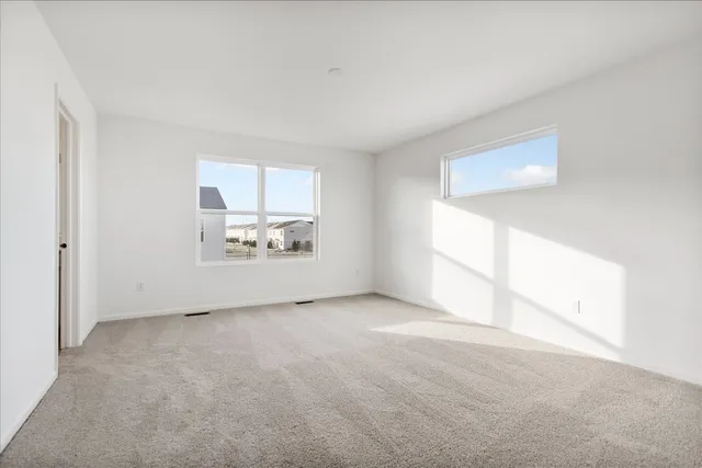 $349,990 | 306 Kingsport Drive, South Elgin, IL 60177