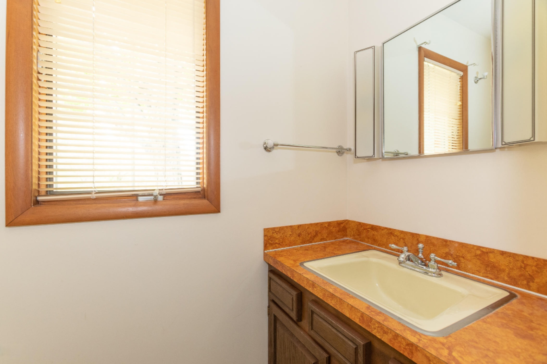 7907 West R Avenue Kalamazoo, MI 49009 - Photo 20 of 55 7907 W R Ave-28