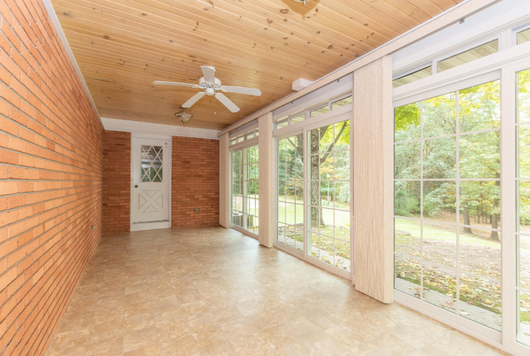 7907 West R Avenue Kalamazoo, MI 49009 - Photo 21 of 55 7907 W R Ave-29