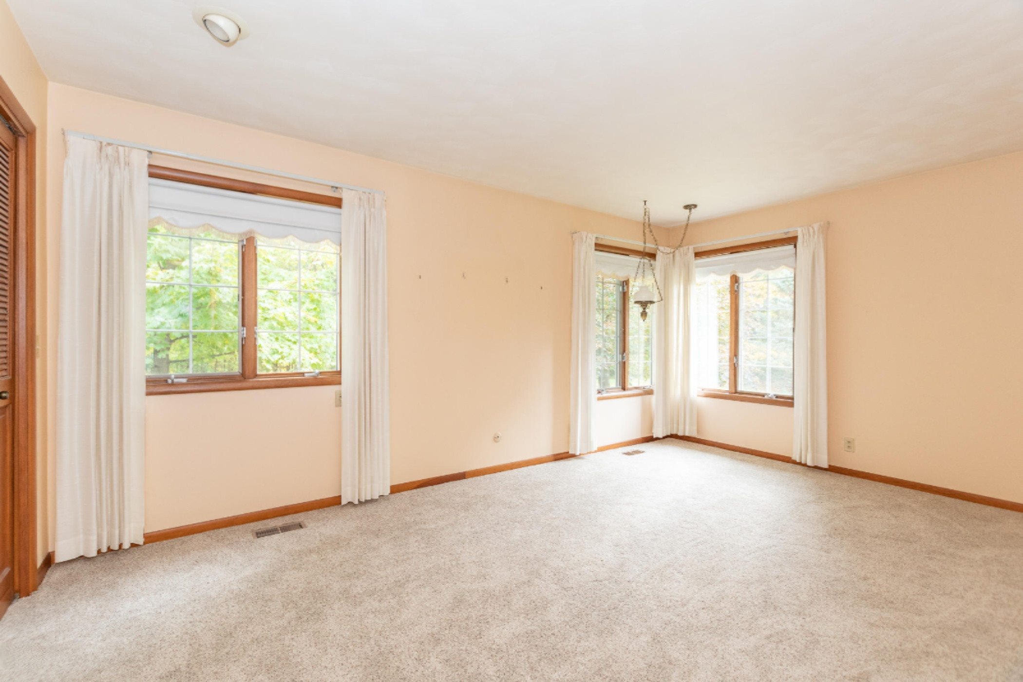 7907 West R Avenue Kalamazoo, MI 49009 - Photo 27 of 55 7907 W R Ave-38