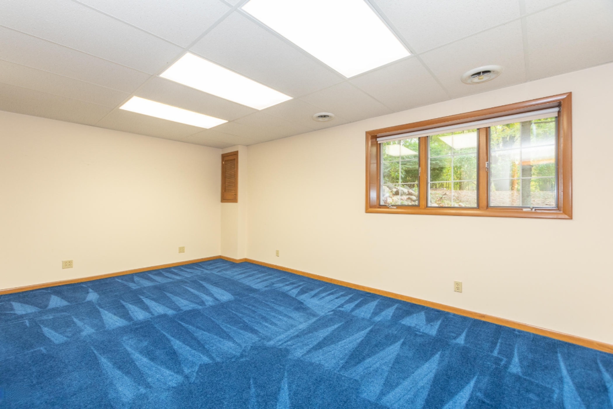 7907 West R Avenue Kalamazoo, MI 49009 - Photo 33 of 55 7907 W R Ave-46