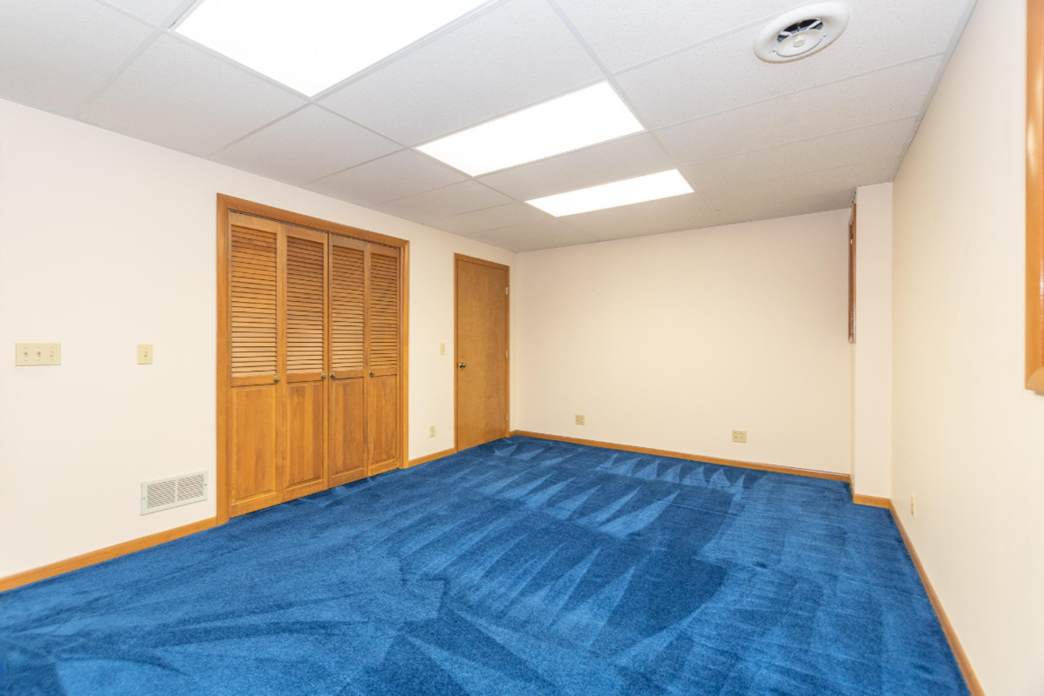 7907 West R Avenue Kalamazoo, MI 49009 - Photo 34 of 55 7907 W R Ave-47