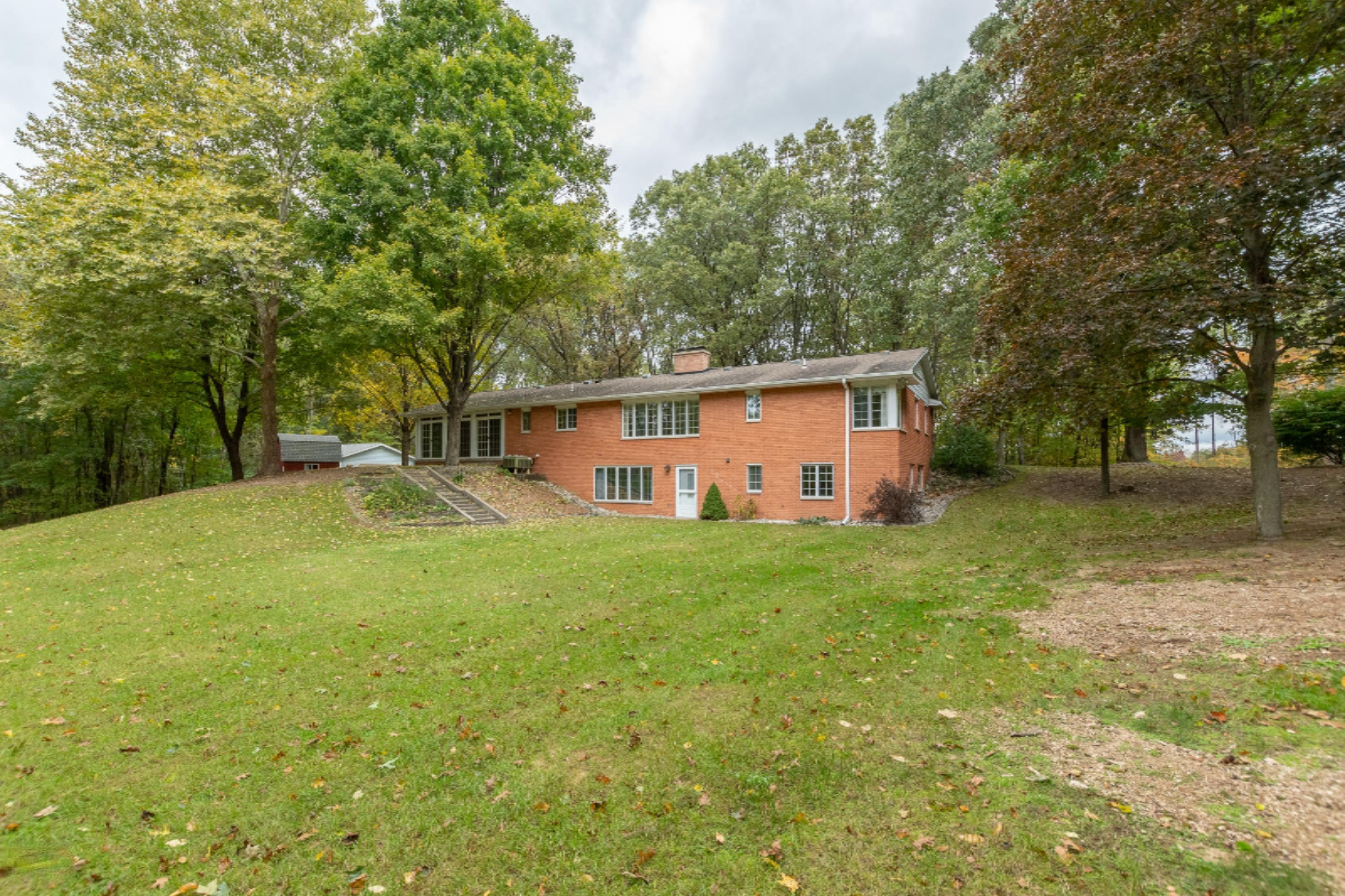 7907 West R Avenue Kalamazoo, MI 49009 - Photo 43 of 55 7907 W R Ave-63