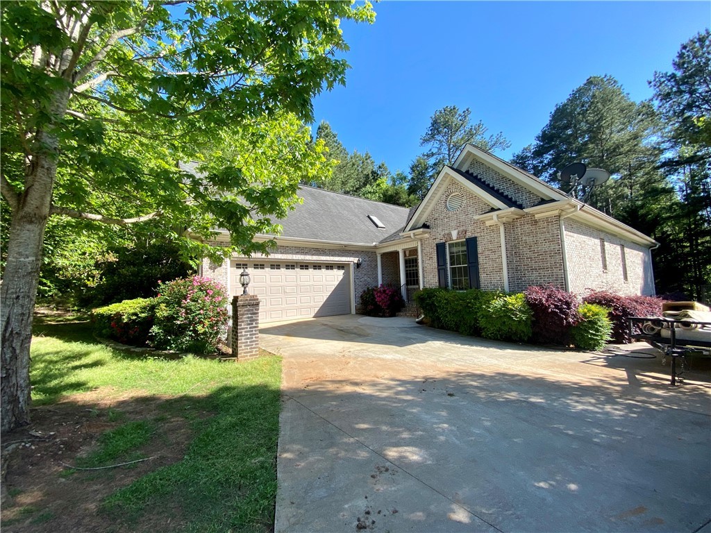 53 Angus Run Seneca, SC 29672 - Photo 1 of 49 Beautiful Brick House