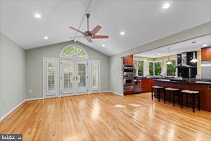 9613 Brunett Avenue Silver Spring, MD 20901 - Photo 29 of 52 Entertaining space