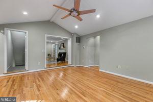 9613 Brunett Avenue Silver Spring, MD 20901 - Photo 31 of 52 Entry to the living room and basement