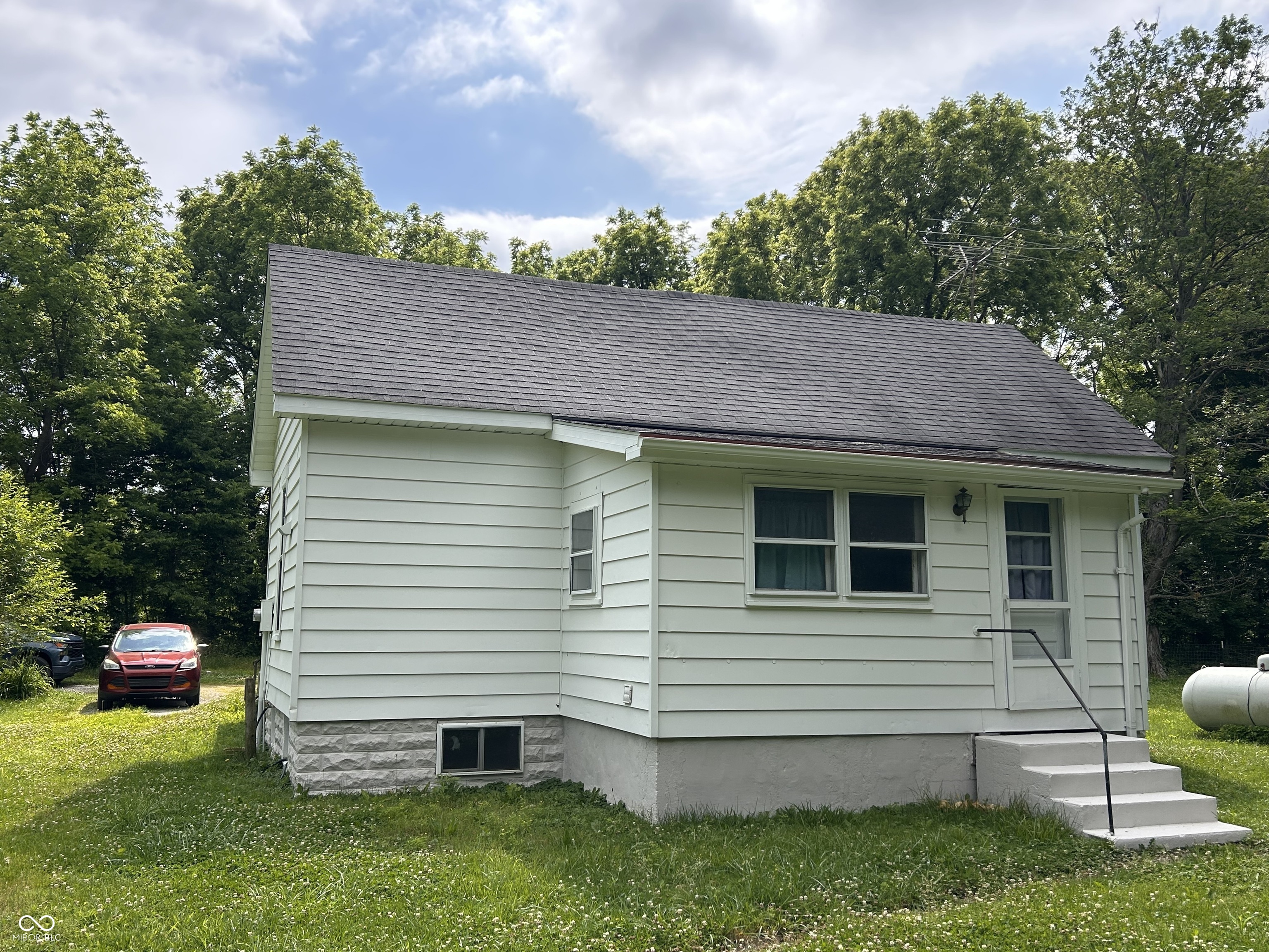 5090 Neet Road Rockville, IN 47872 - Photo 3 of 12