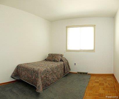9301 Mcgregor Road Pinckney, MI 48169 - Photo 14 of 16 Bedroom_2_Still