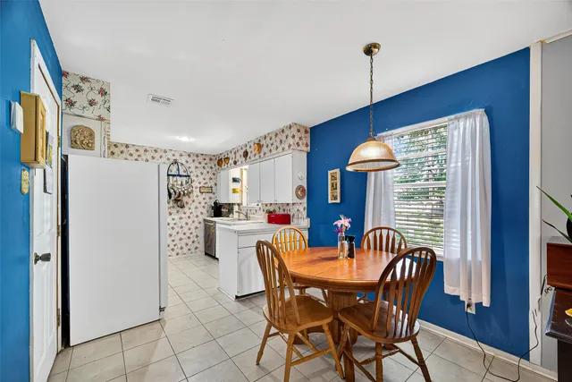 $219,000 | 6014 Dawnridge Drive, Houston, TX 77035