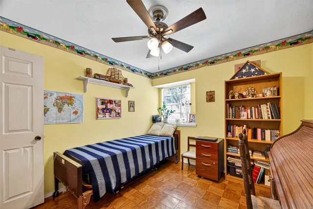 $219,000 | 6014 Dawnridge Drive, Houston, TX 77035