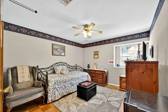 $219,000 | 6014 Dawnridge Drive, Houston, TX 77035