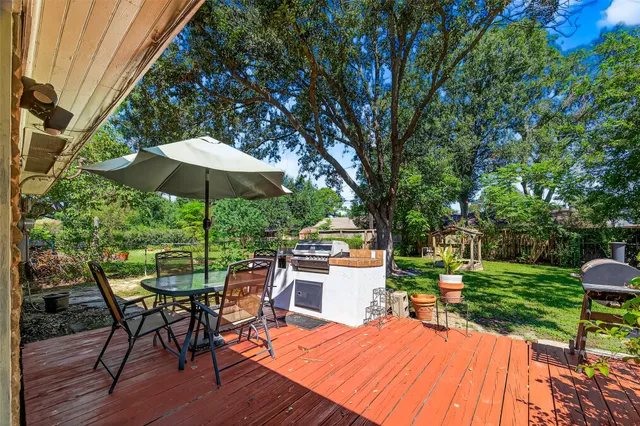 $219,000 | 6014 Dawnridge Drive, Houston, TX 77035