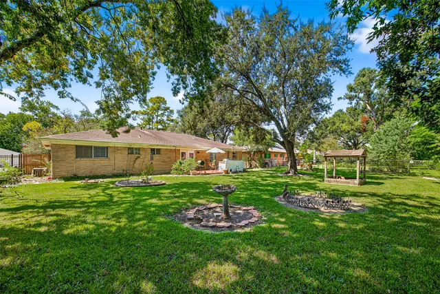 $219,000 | 6014 Dawnridge Drive, Houston, TX 77035