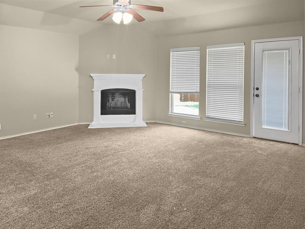 10209 Pear Valley Road McKinney, TX 75072 - Photo 8 of 25 Gallery Image 8