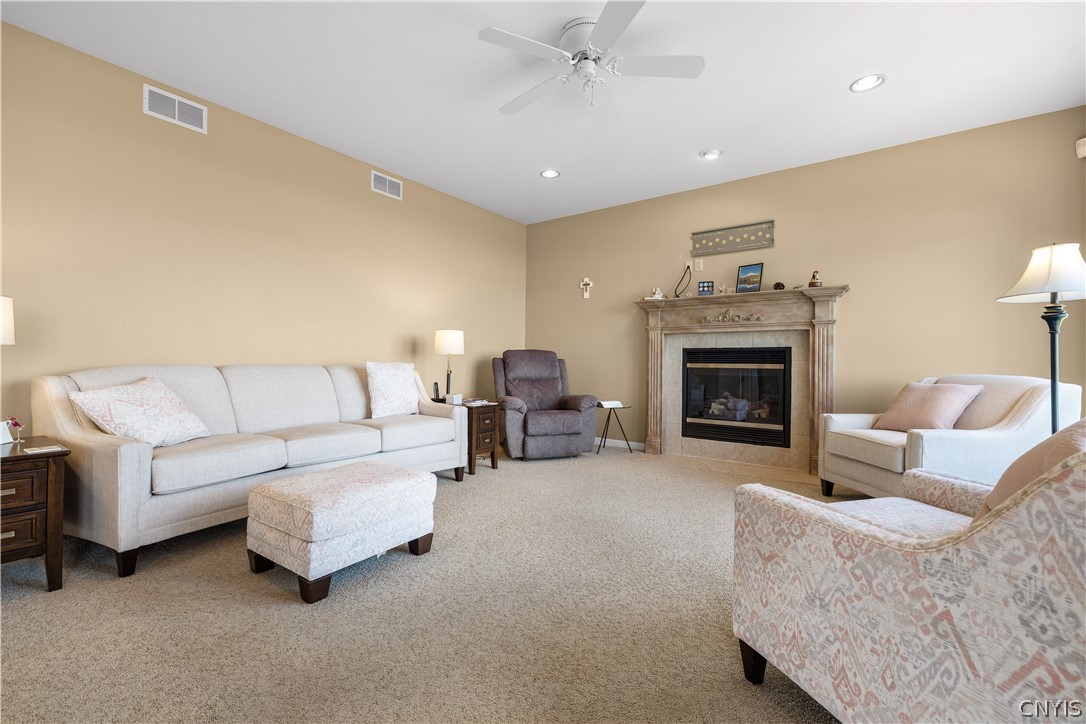 635 Higby Road New Hartford, NY 13501 - Photo 19 of 49