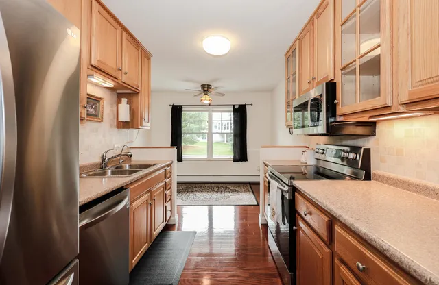 $520,000 | 4 Bow Center Road, Unit F2, Bow, NH 03304